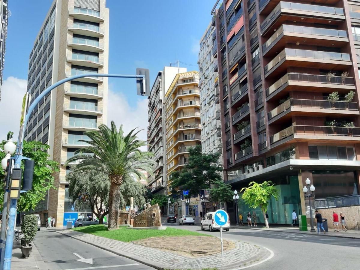 Apartamento Grande-Centro Barrio Playa Alicante Esterno foto